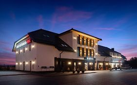 Ilkus Hotel & Restaurant